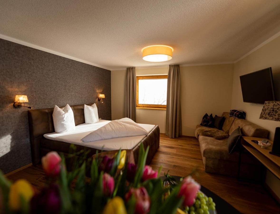 Gasthaus-Pension Golfvilla Pertisau Extérieur photo