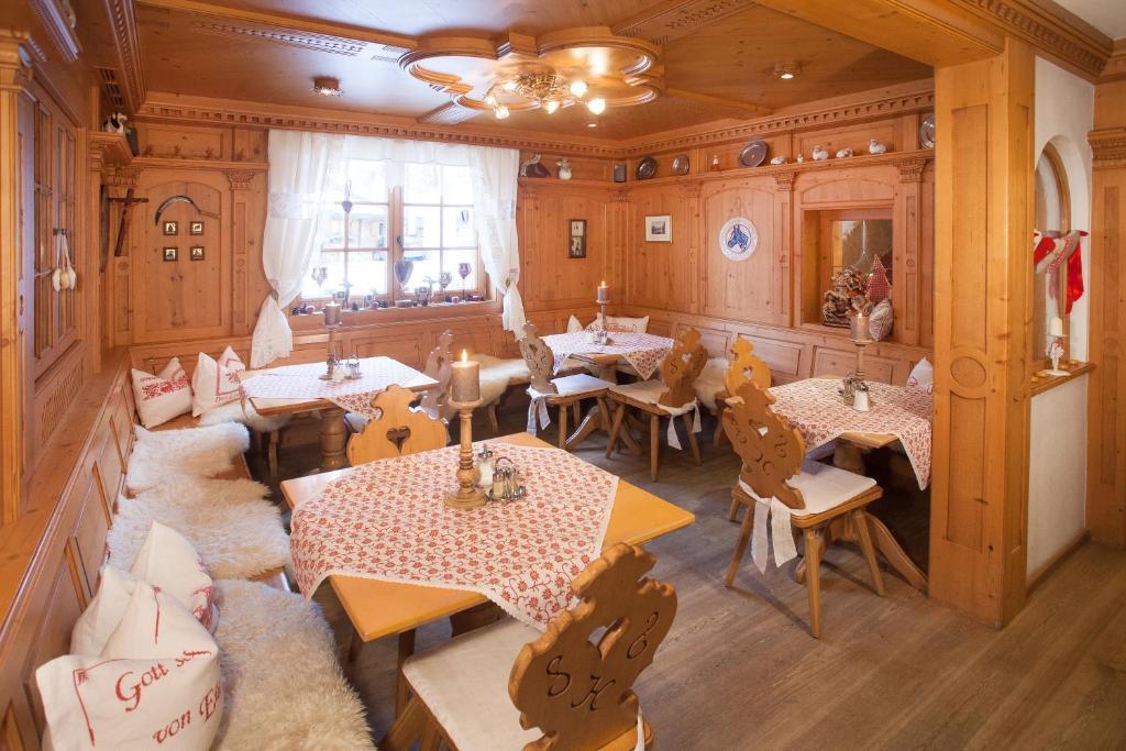 Gasthaus-Pension Golfvilla Pertisau Extérieur photo